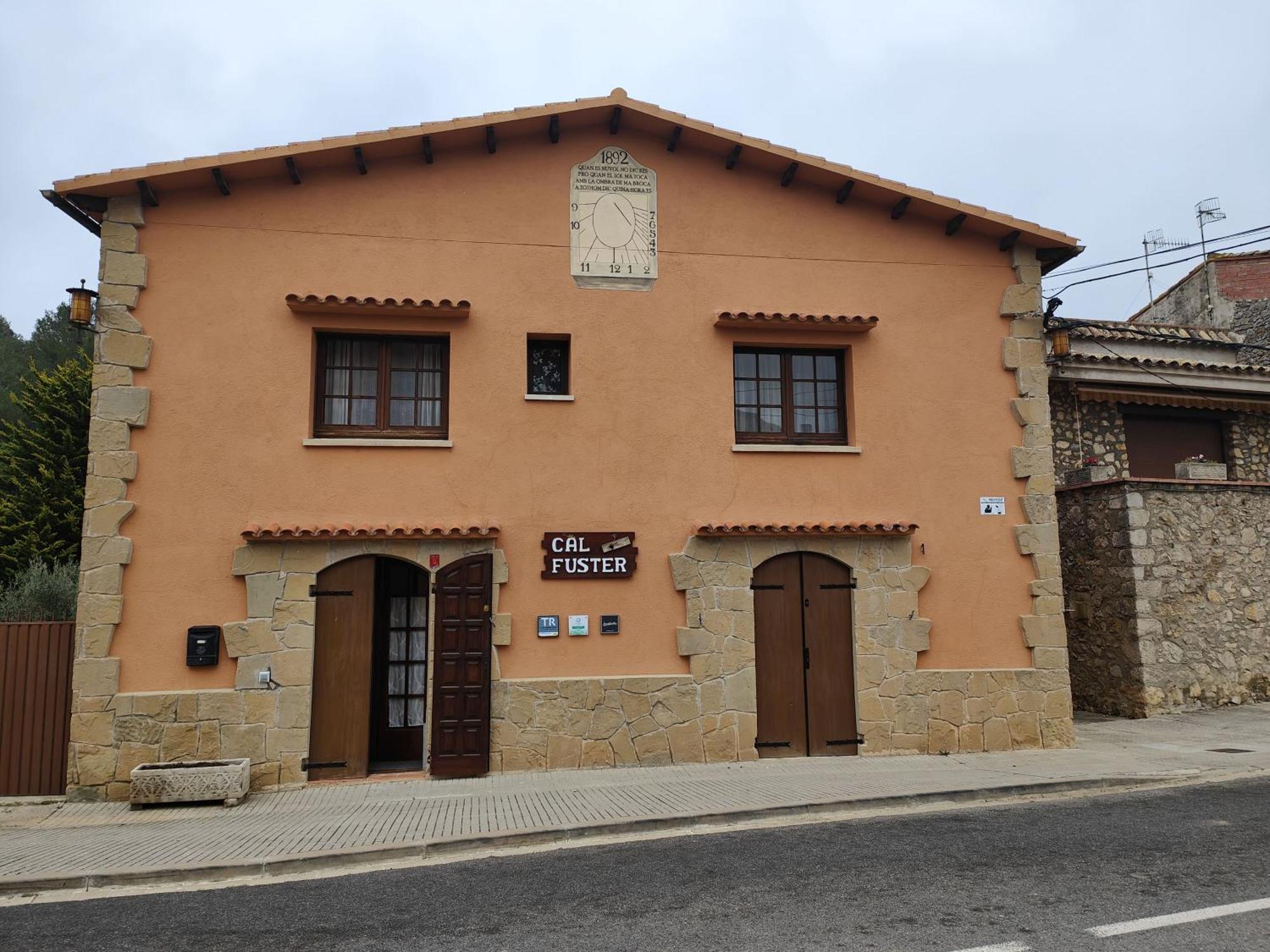 Casa Rural Cal Fuster Experience Terrades المظهر الخارجي الصورة